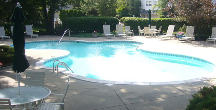 Poolside Amenities